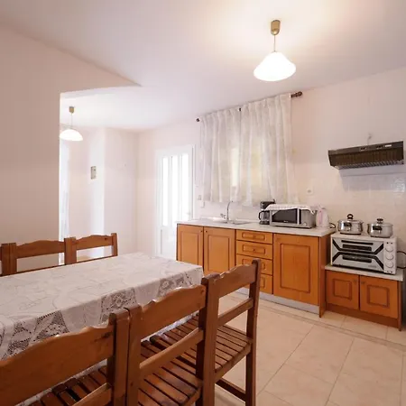 Elias & Vasili House Hotell Agios Georgios Pagon