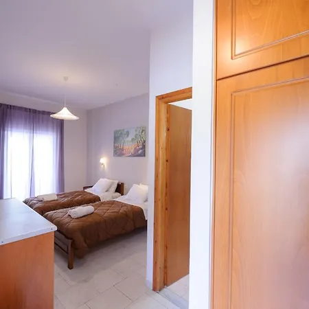 Elias & Vasili House Hotell
