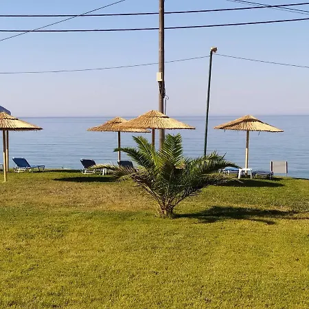 Hotell Elias & Vasili House Agios Georgios Pagon