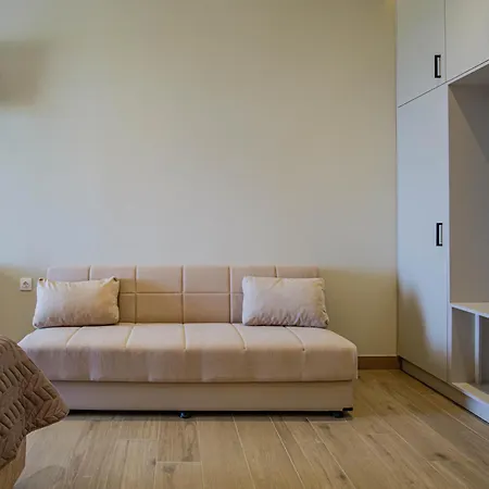 Hotell Elias & Vasili House Agios Georgios Pagon