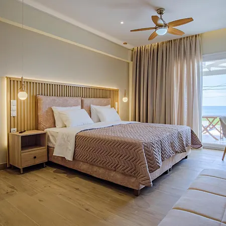 Elias & Vasili House Hotell 2*